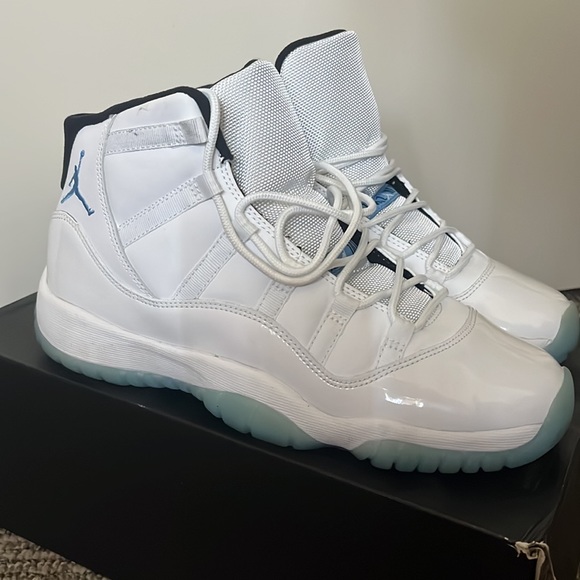 Air Jordan 11 Retro Legend Blue 7y - Picture 3 of 8